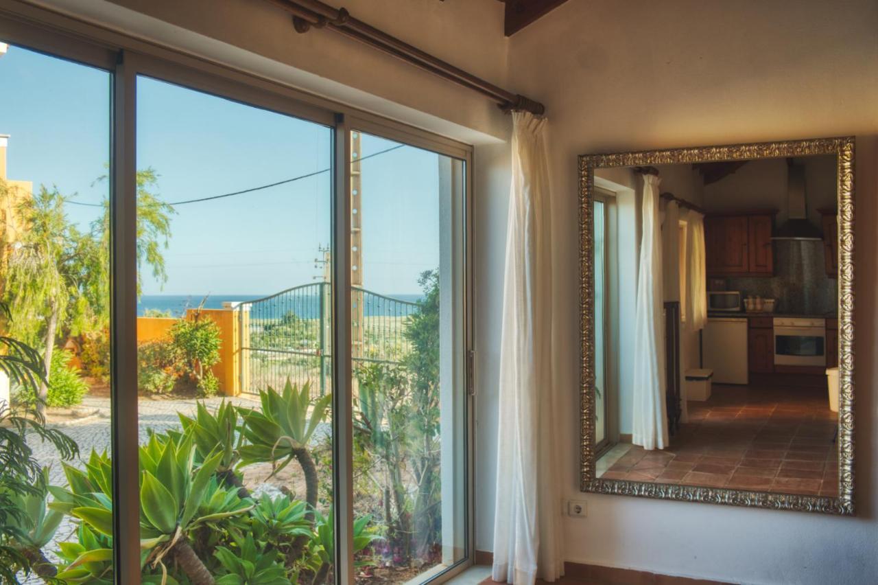Moonshine Guest House With Private Studios And Private Cottage 라고스 외부 사진