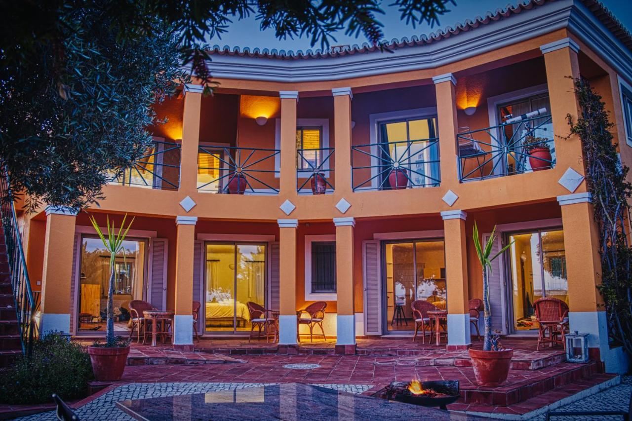 Moonshine Guest House With Private Studios And Private Cottage 라고스 외부 사진