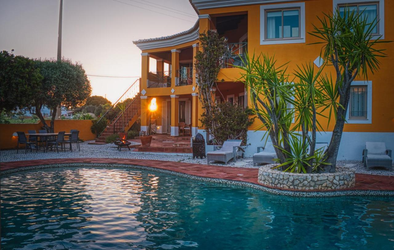 Moonshine Guest House With Private Studios And Private Cottage 라고스 외부 사진