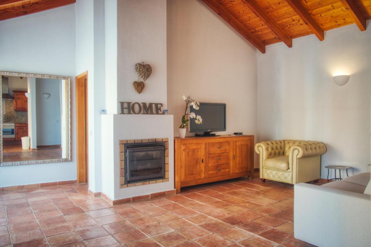 Moonshine Guest House With Private Studios And Private Cottage 라고스 외부 사진