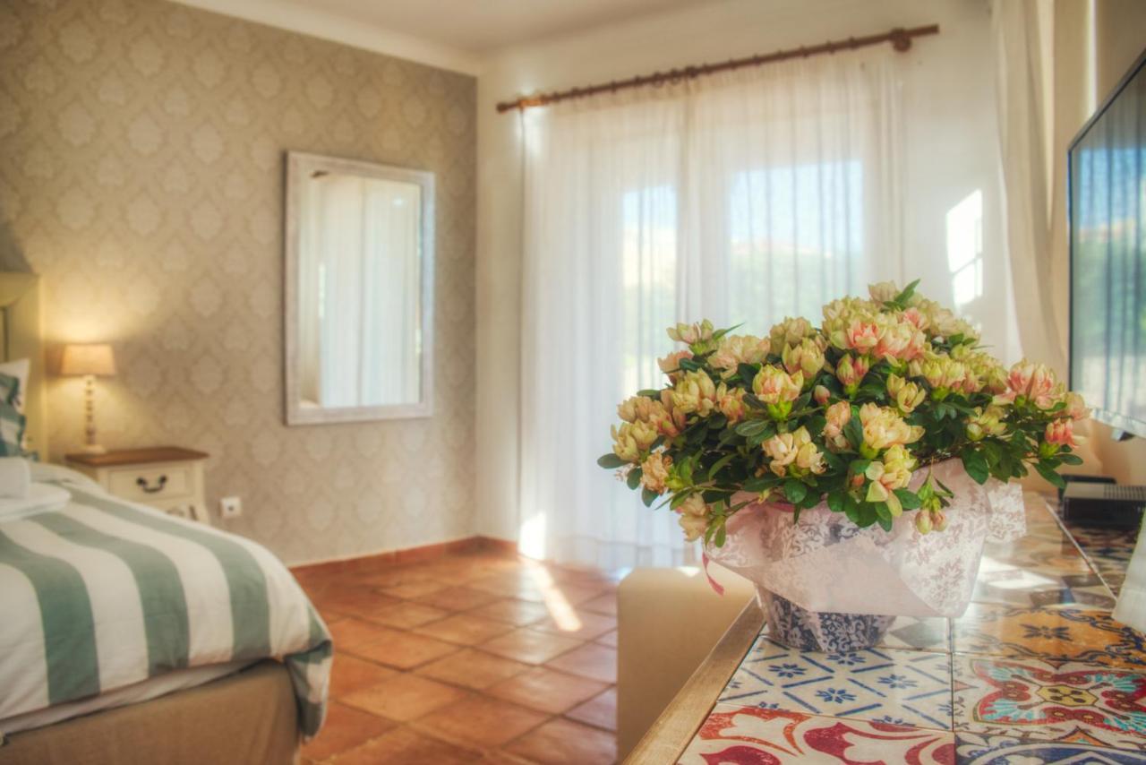 Moonshine Guest House With Private Studios And Private Cottage 라고스 외부 사진