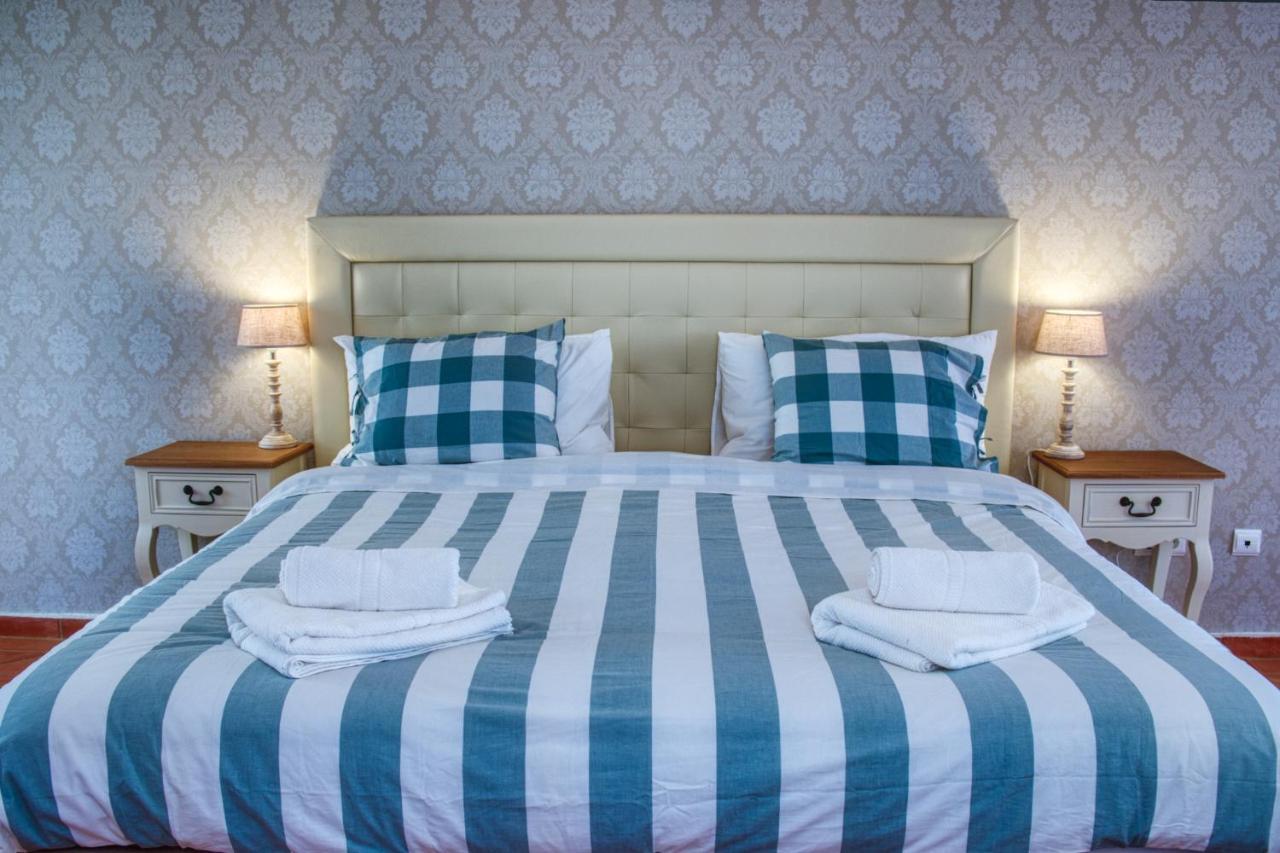 Moonshine Guest House With Private Studios And Private Cottage 라고스 외부 사진